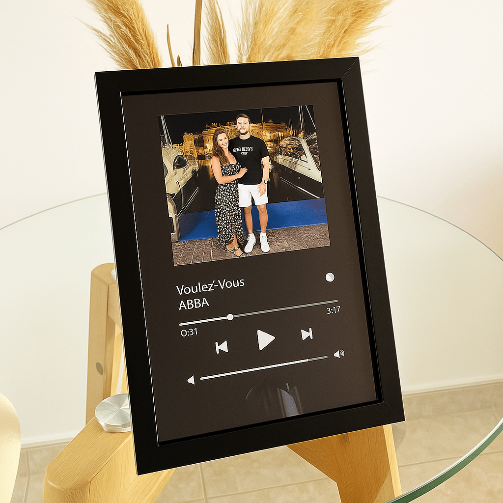 Apple Music Frame - Plaque To Reality