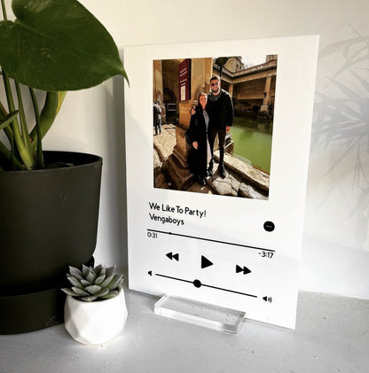 Apple Music Plaque - Plaque To Reality